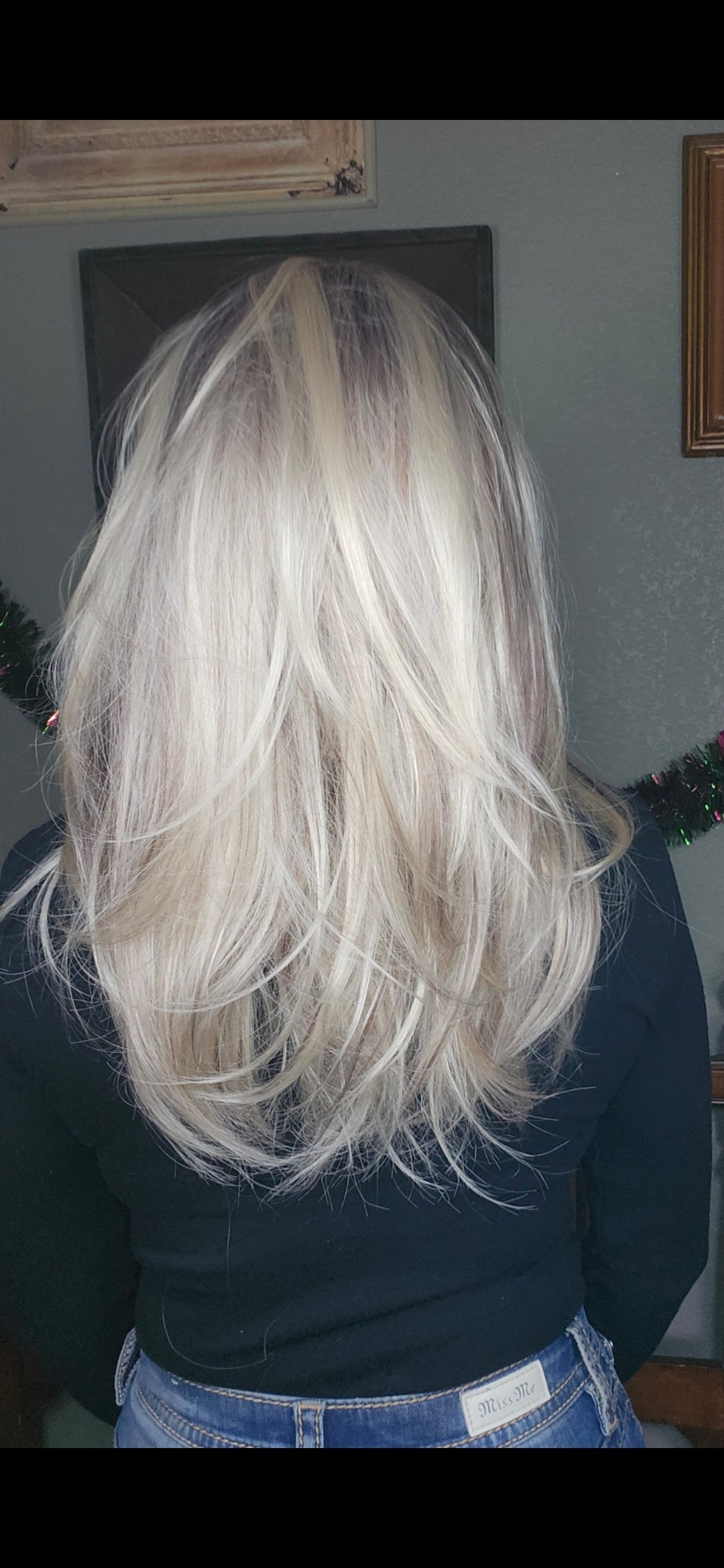 OPEN BOX RETURN: CARKIRA Candy 13x2 T-part Lace Front Wig with Medium Cap Unisex Heat Friendly Up to 320°F Natural Looking Soft Smooth Realistic Scalp Hairline