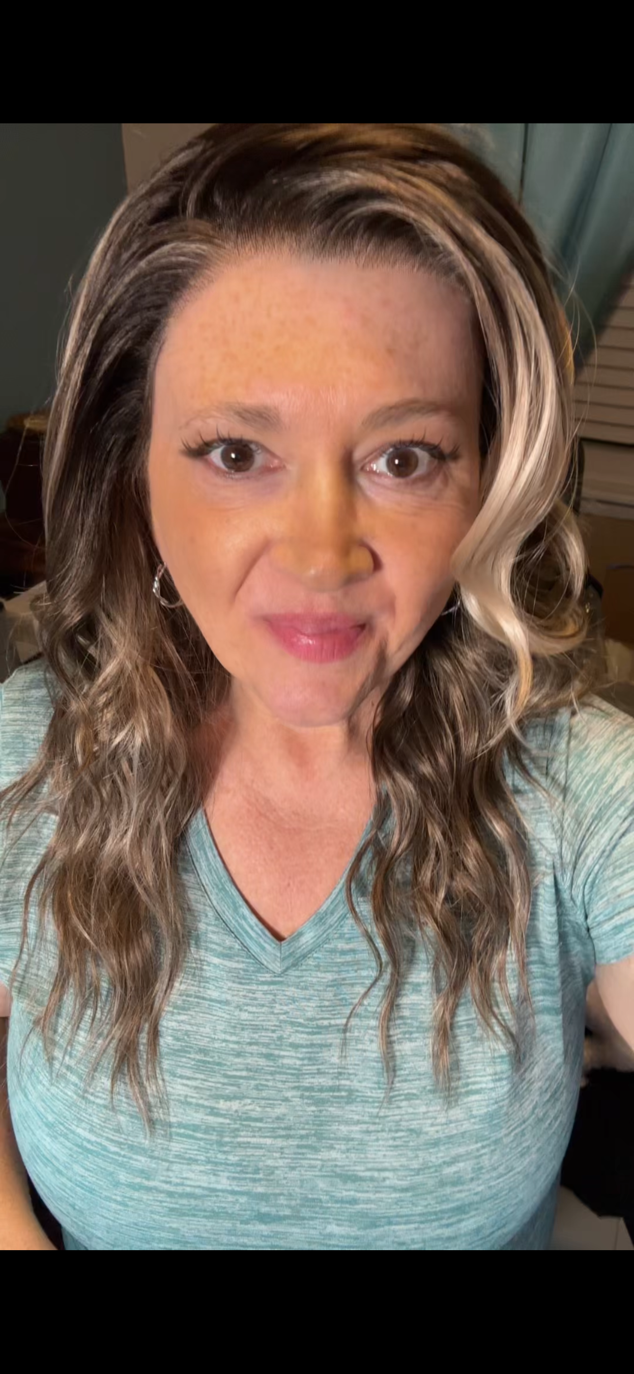 NEW RELEASE - CARKIRA - Dora - 18" 13x4 Lace Front Wig Scandinavian Hairline Ash Brown Highlight Blonde - Medium Cap - FREE SHIPPING