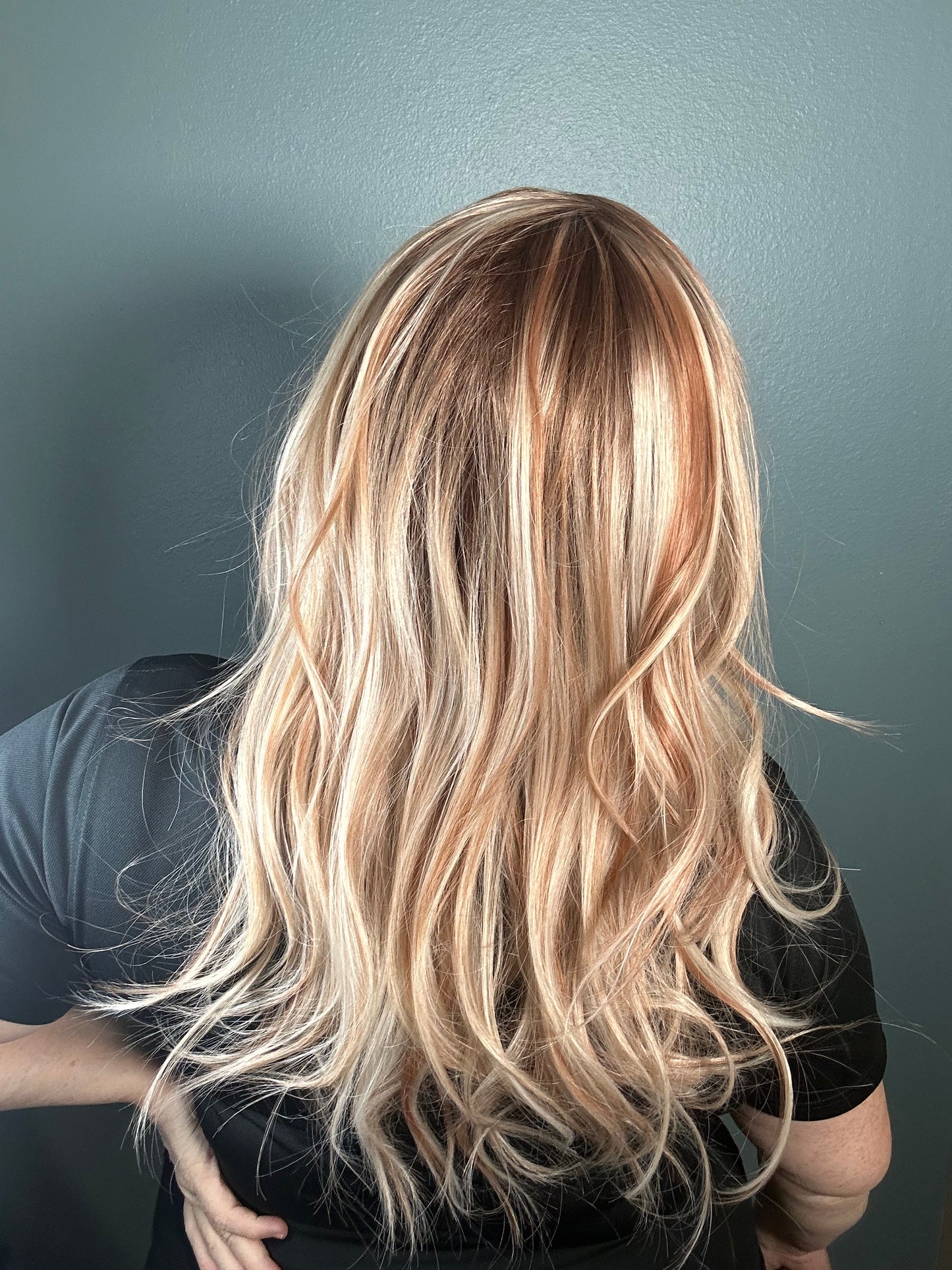OPEN BOX: CARKIRA Alba Apricot Flambe' 18 Inch 13x4 HD Lace Front Synthetic Wig Glueless Natural Hairline Heat-Friendly