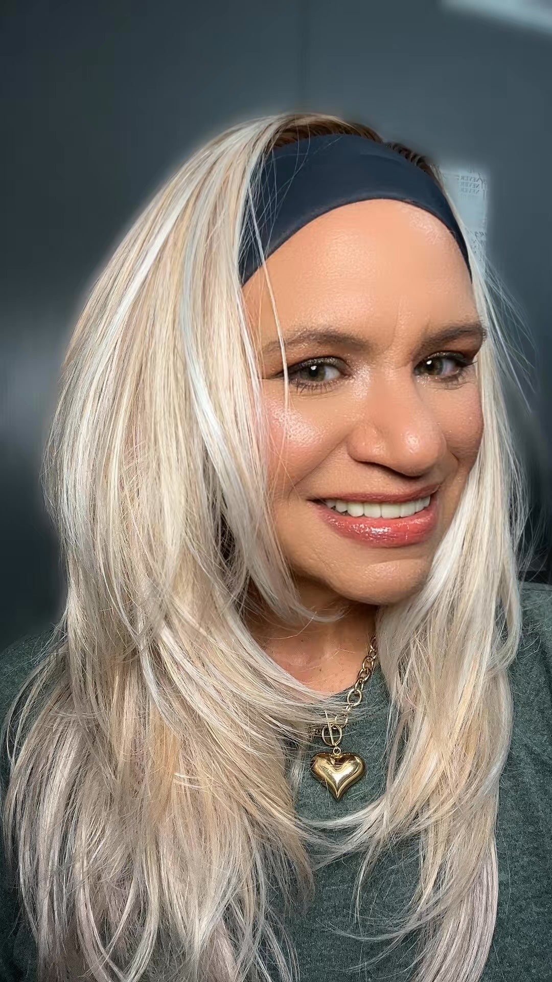 CARKIRA Cari Headband Wig Unisex Heat Friendly Up to 320°F Natural Looking Soft Smooth Realistic Scalp Hairline