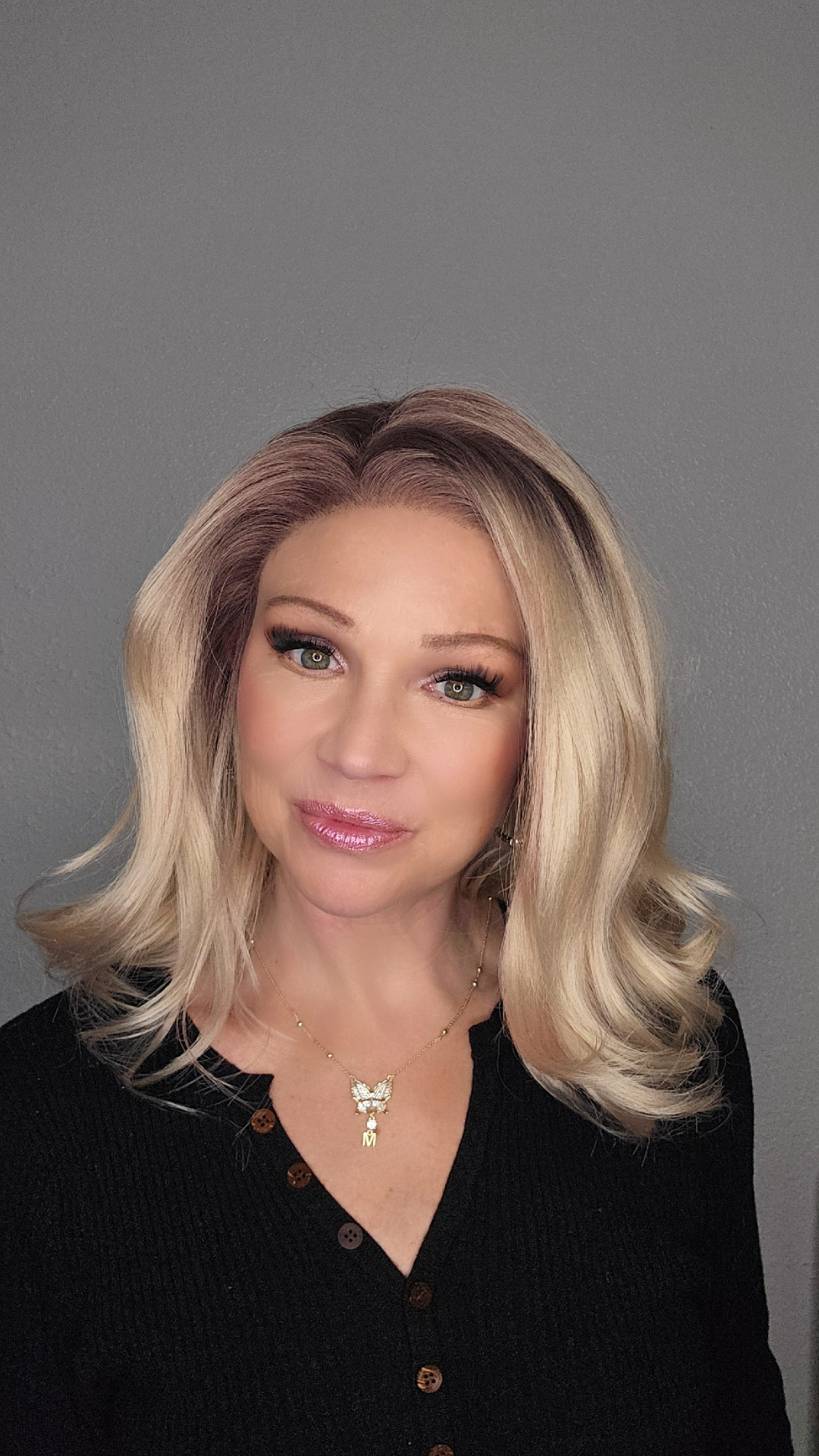 CARKIRA 14" Brenda  13x4 Lace Front Wig with Medium Cap Unisex Heat Friendly Up to 320°F Natural Looking Soft Smooth Realistic Scalp Hairline