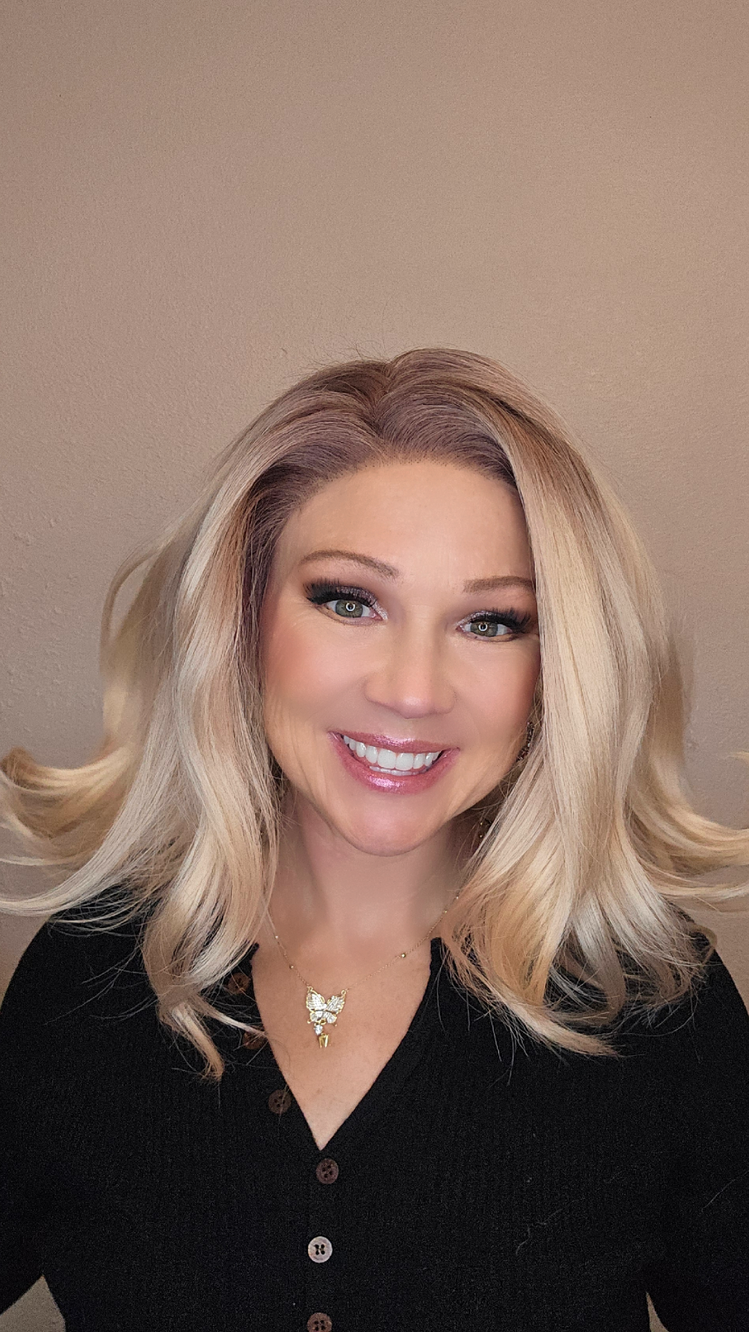 CARKIRA 14" Brenda  13x4 Lace Front Wig with Medium Cap Unisex Heat Friendly Up to 320°F Natural Looking Soft Smooth Realistic Scalp Hairline