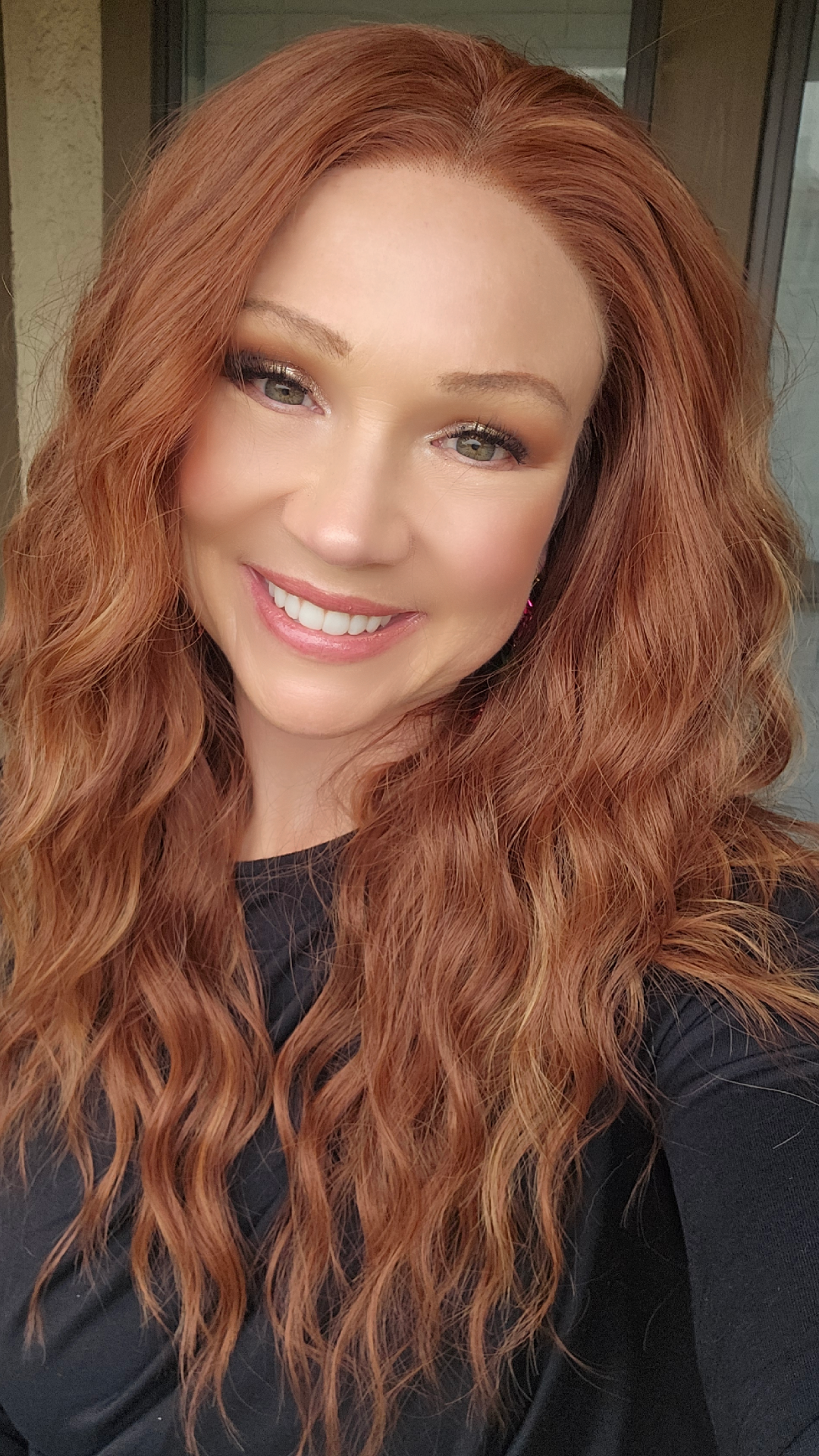 CARKIRA Lauren 13x4 Lace Front Wig with Medium Cap Unisex Heat Friendly Up to 320°F Natural Looking Soft Smooth Realistic Scalp Hairline