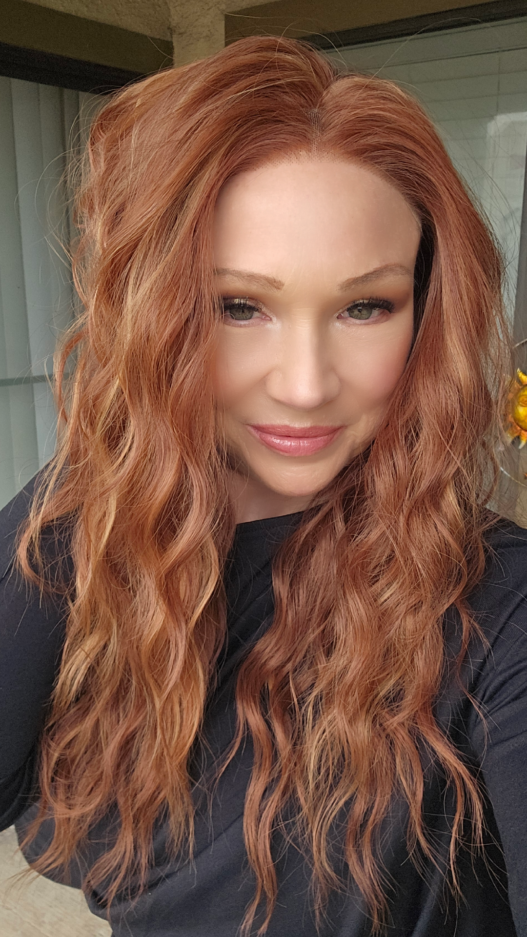 CARKIRA Lauren 13x4 Lace Front Wig with Medium Cap Unisex Heat Friendly Up to 320°F Natural Looking Soft Smooth Realistic Scalp Hairline