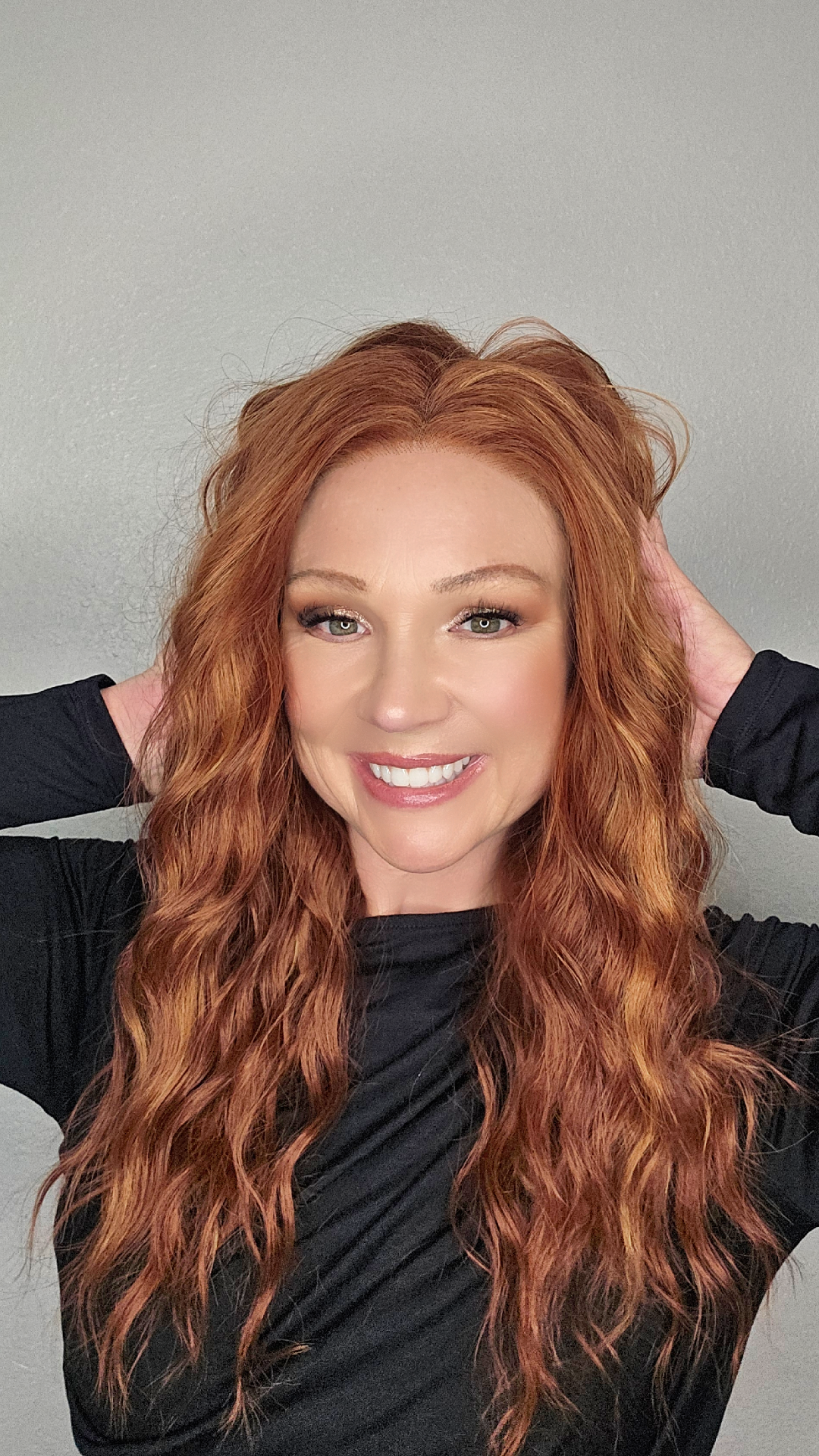 CARKIRA Lauren 13x4 Lace Front Wig with Medium Cap Unisex Heat Friendly Up to 320°F Natural Looking Soft Smooth Realistic Scalp Hairline