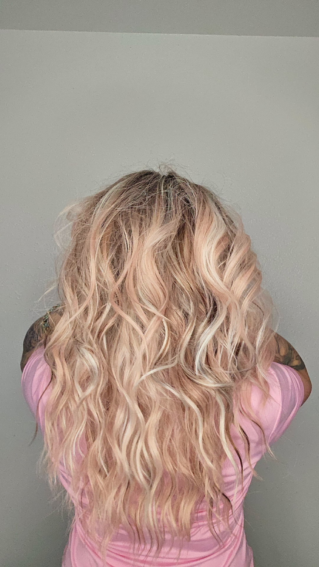 OPEN BOX: CARKIRA Violet 20" in Almafi Apricot - 13x4 Lace Front Wig