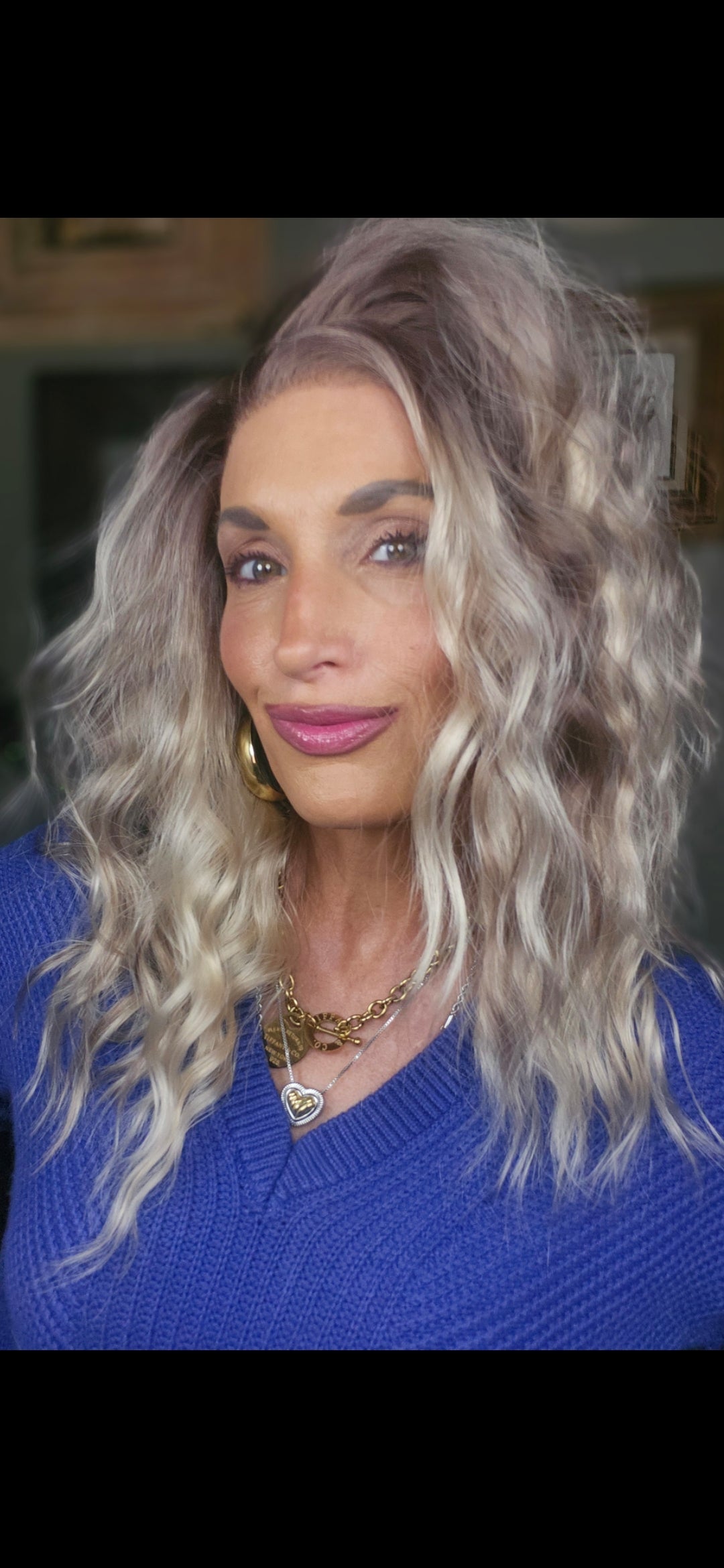 CARKIRA TESSA 18" Panama Beach Sand 13x4 Lace Front Wig with Medium Cap Unisex Heat Friendly Up to 320°F Natural Looking Soft Smooth Realistic Scalp Hairline