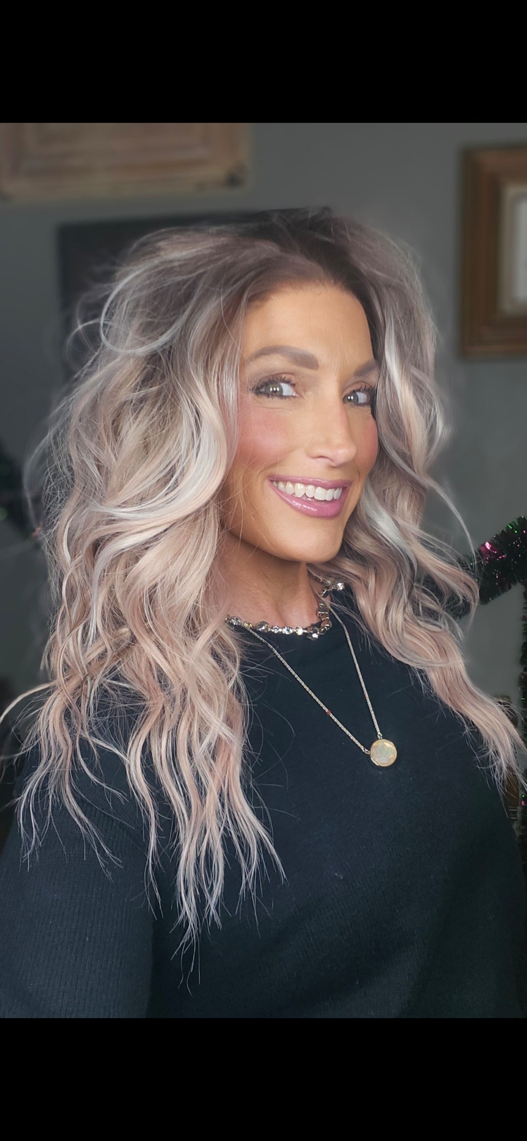 OPEN BOX: CARKIRA Violet 20" in Almafi Apricot - 13x4 Lace Front Wig