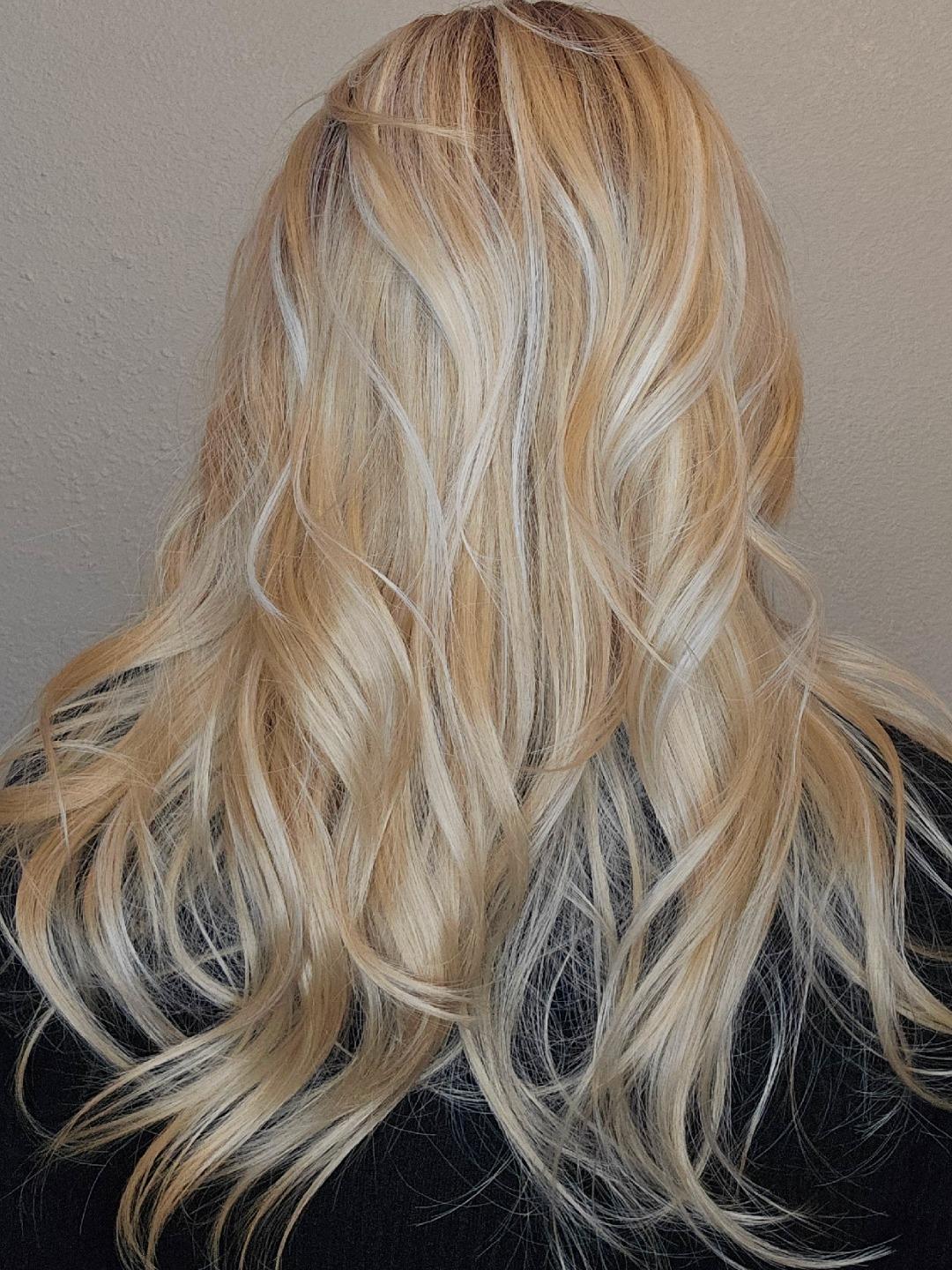 CARKIRA Linda 13x4 Lace Front 20" Ash Blonde Highlight Platinum Wig with Curtain Bangs Medium Cap Unisex Heat Friendly Up to 320°F Natural Looking Soft Smooth Realistic Scalp Hairline