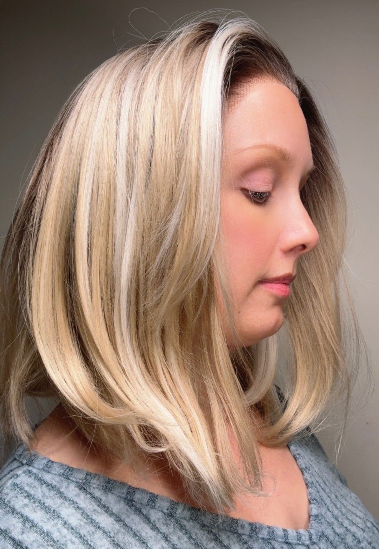 CARKIRA Nancy 13x4 Lace Front Wig with Medium Cap Unisex Heat Friendly Up to 320°F Natural Looking Soft Smooth Realistic Scalp Hairline