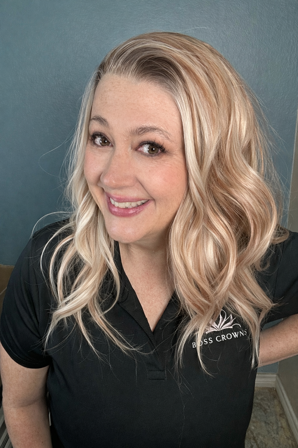 OPEN BOX: CARKIRA Alba Apricot Flambe' 18 Inch 13x4 HD Lace Front Synthetic Wig Glueless Natural Hairline Heat-Friendly