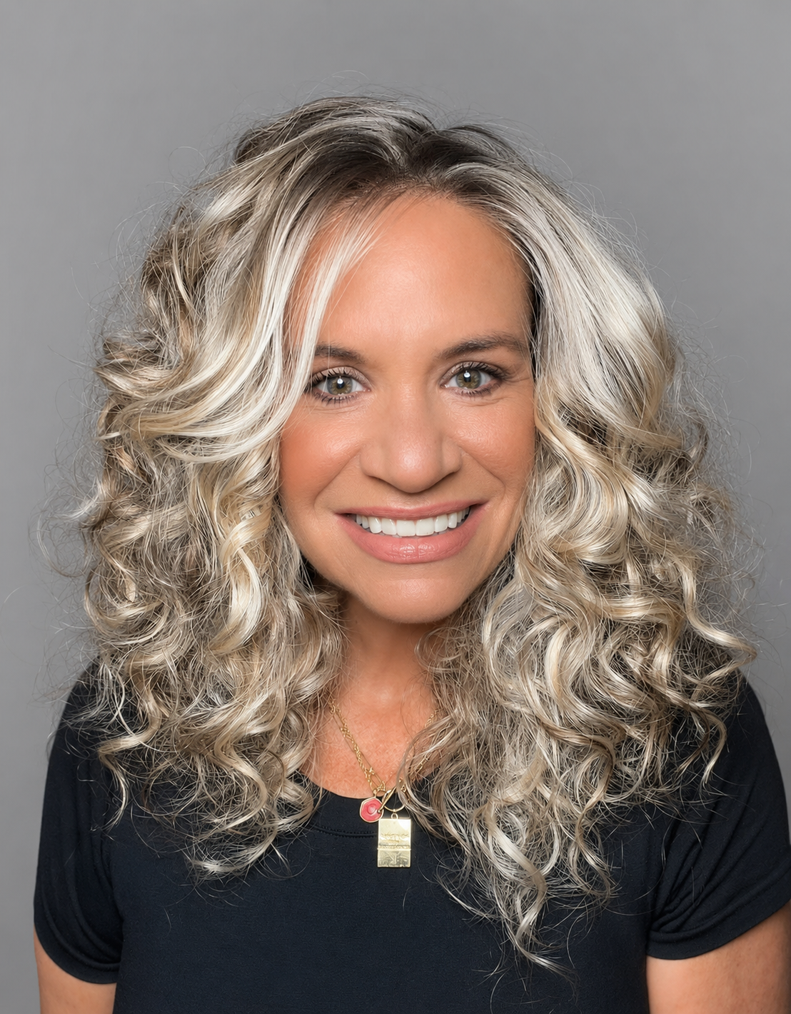 CARKIRA Faith in the Beach Bonfire Blonde 18 Inch 13x4 Luxury Lace Synthetic Wig Glueless Natural Hairline Heat-Friendly