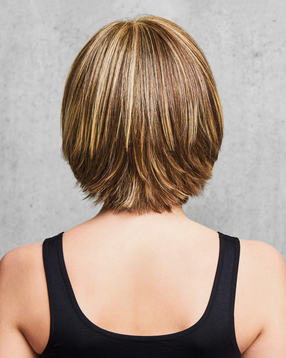 Flirty Fringe Bob in R11S+ Glazed Mocha