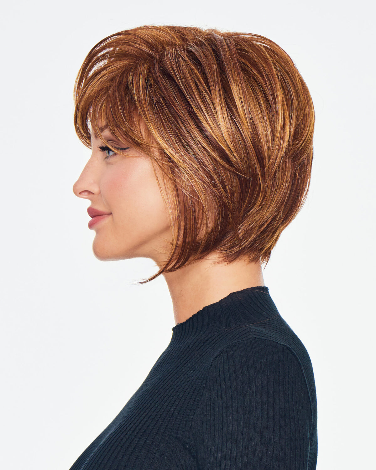 Graceful Bob in R3025S+ Glazed Cinnamon