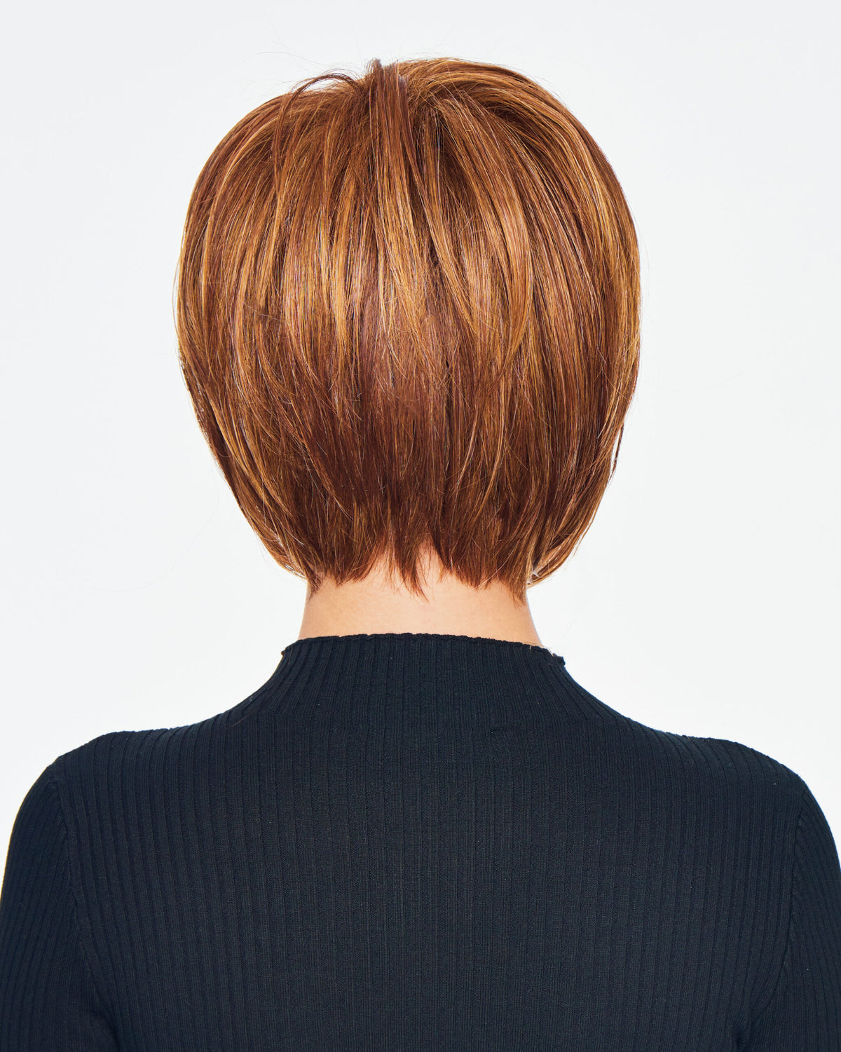 Graceful Bob in R3025S+ Glazed Cinnamon