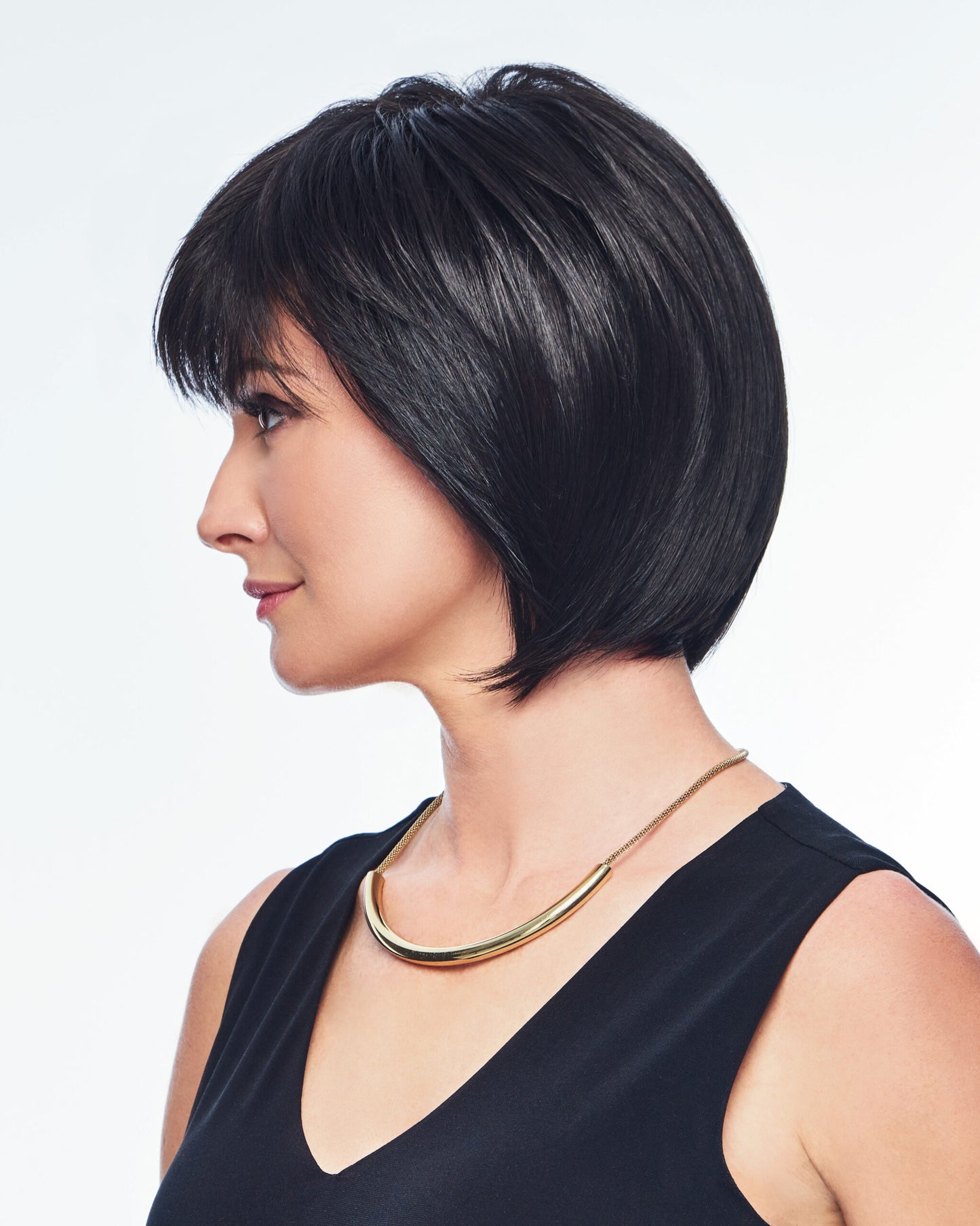 Seriously Sleek Bob in R2 Ebony
