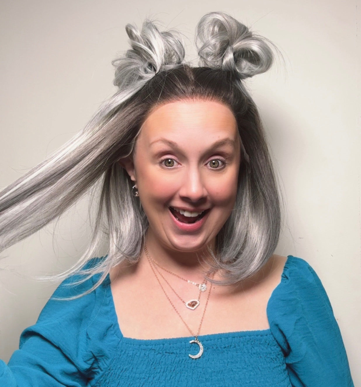 CARKIRA Monica 12" Salt and Pepper 13x4 Lace Front Wig with Medium Cap Unisex Heat Friendly Up to 320°F Natural Looking Soft Smooth Realistic Scalp Hairline