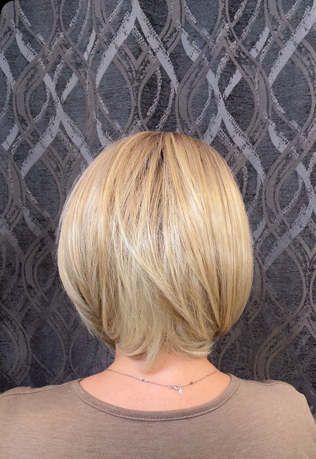 Boss Naturelle MARIS Heat-friendly 8" Bob