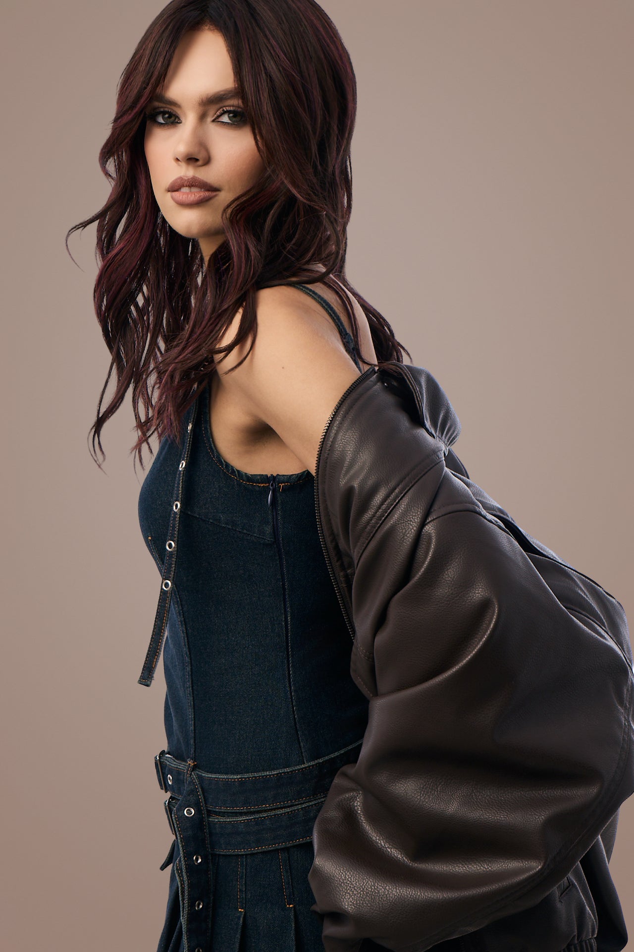 Posh Wavez - Deep Plum Brown-R