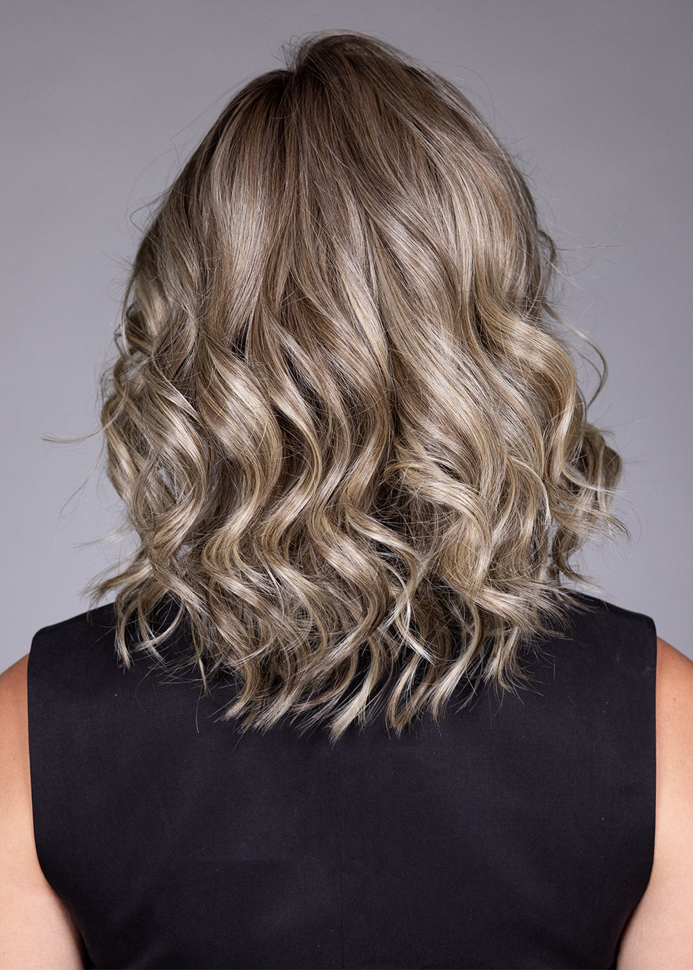 Streep by Belle Tress in Sparkling Champagne Blonde-R, detail