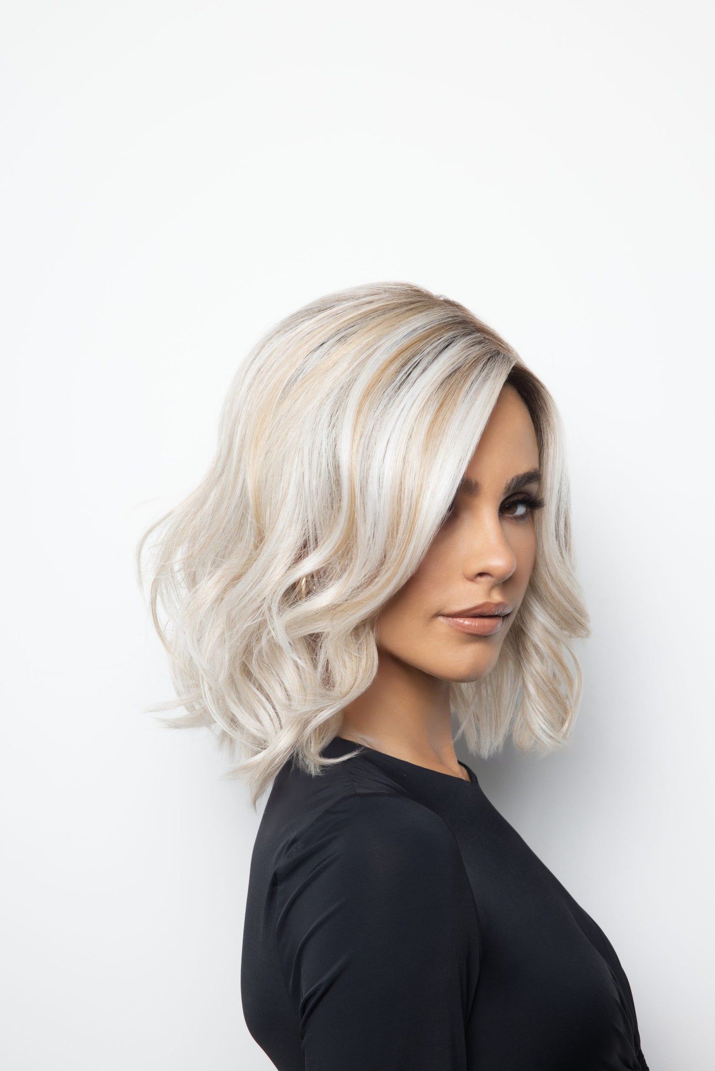 Vero - White Rose Blond-R