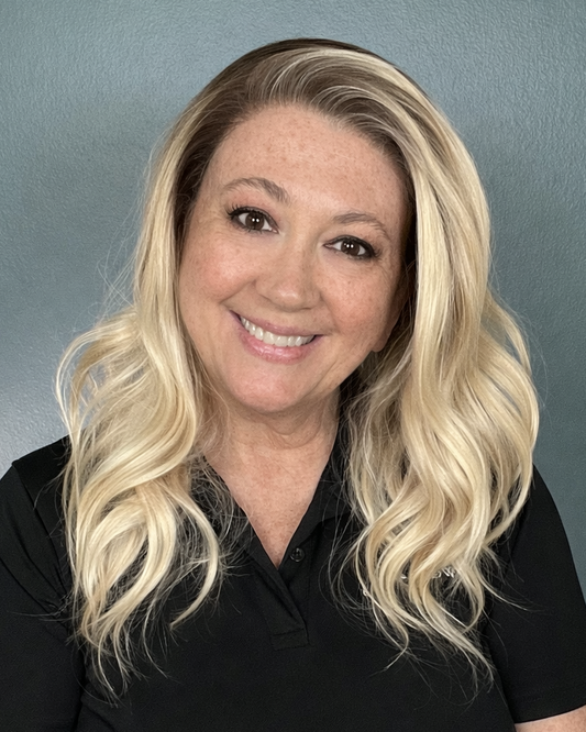 OPEN BOX: CARKIRA Brielle 20-24" in Banana Split Blonde with a Fudge Shadow Root 13x4 Lace Front Wig 20" with Average Cap